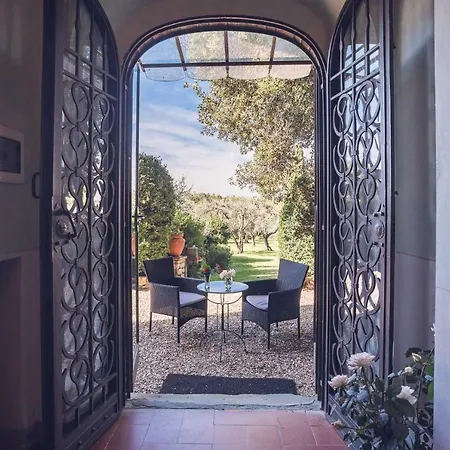 Villa La Canonica Di Cortine - Castrum